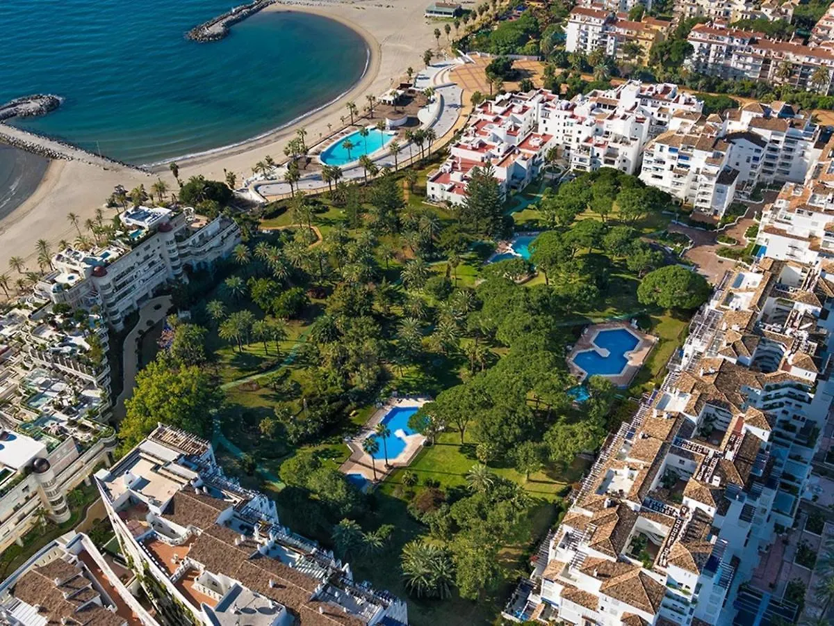 Apartment Apartamento De 2 Dormitorios En Playas Del Duque Marbella