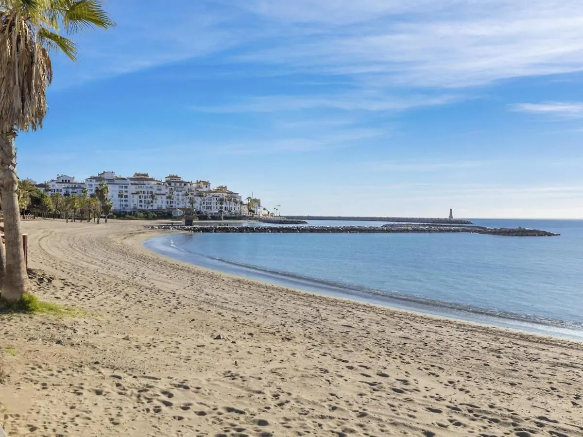 Apartment Apartamento De 2 Dormitorios En Playas Del Duque Marbella Spain