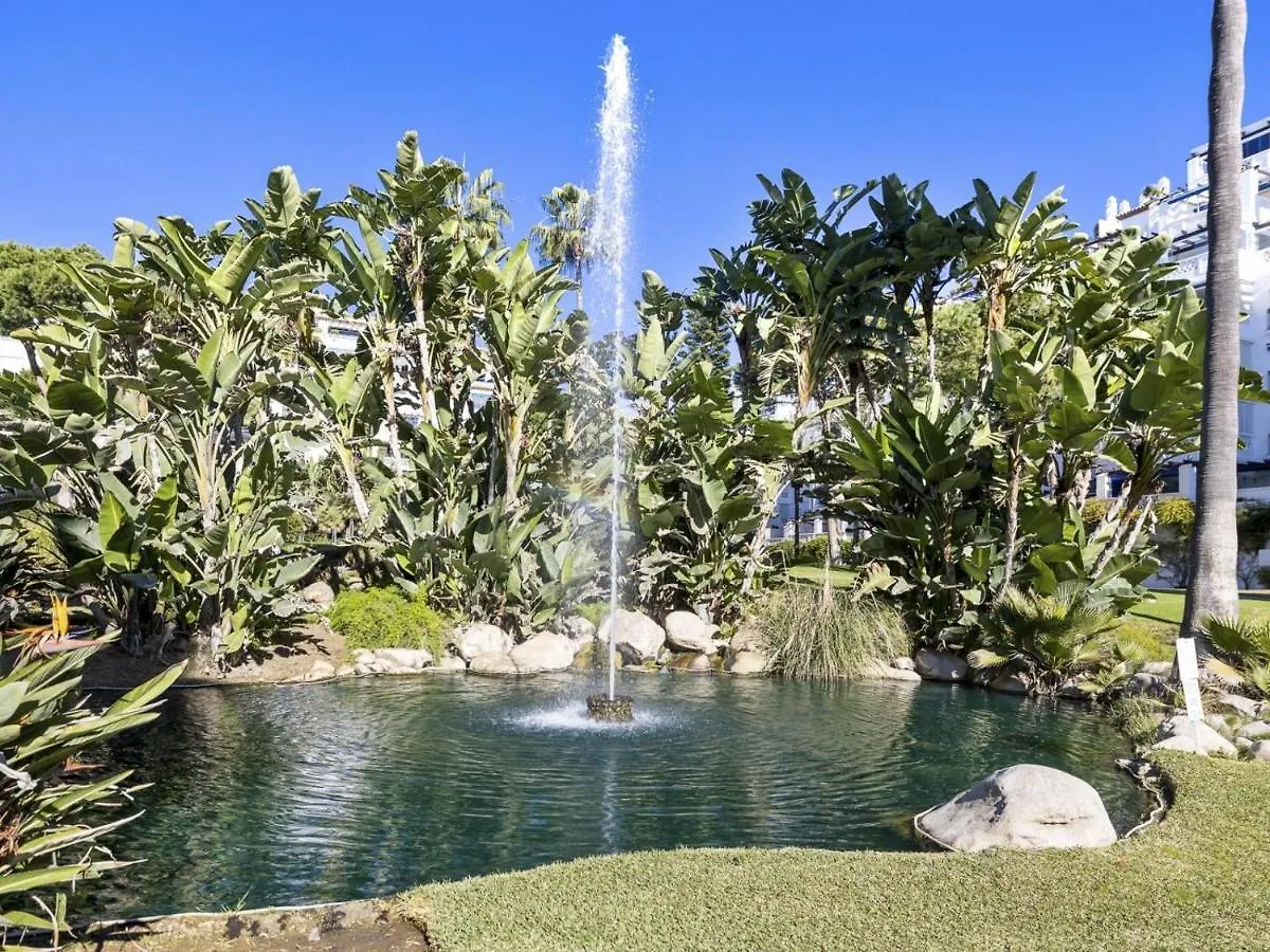 Apartment Apartamento De 2 Dormitorios En Playas Del Duque Marbella