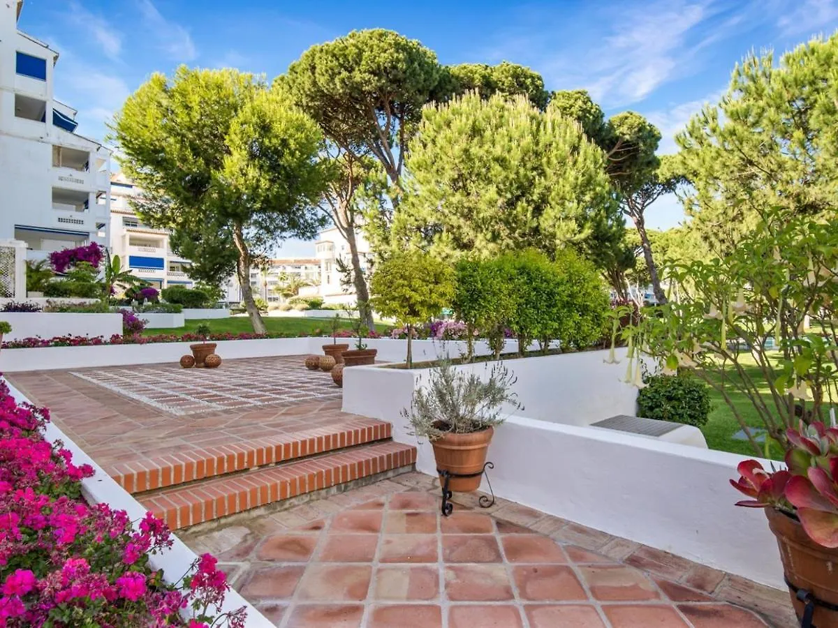 Apartment Apartamento De 2 Dormitorios En Playas Del Duque Marbella